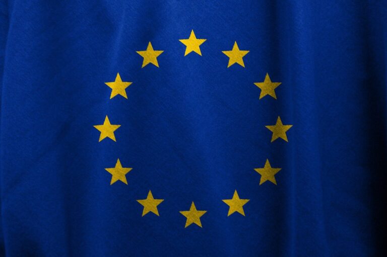 Єврокомісія пропонує чіткий шлях для українців у ЄС